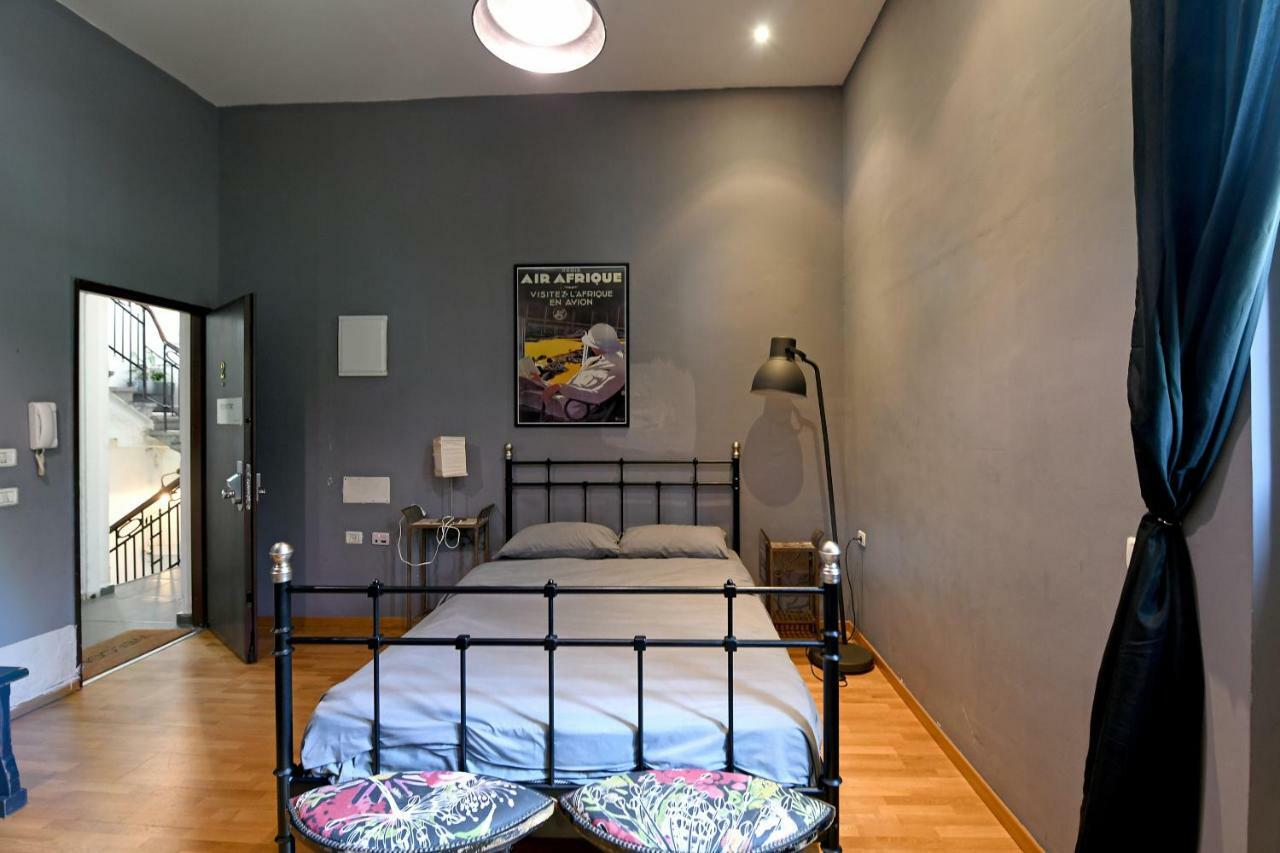 Eclectic Aparthotel Тель-Авів Екстер'єр фото